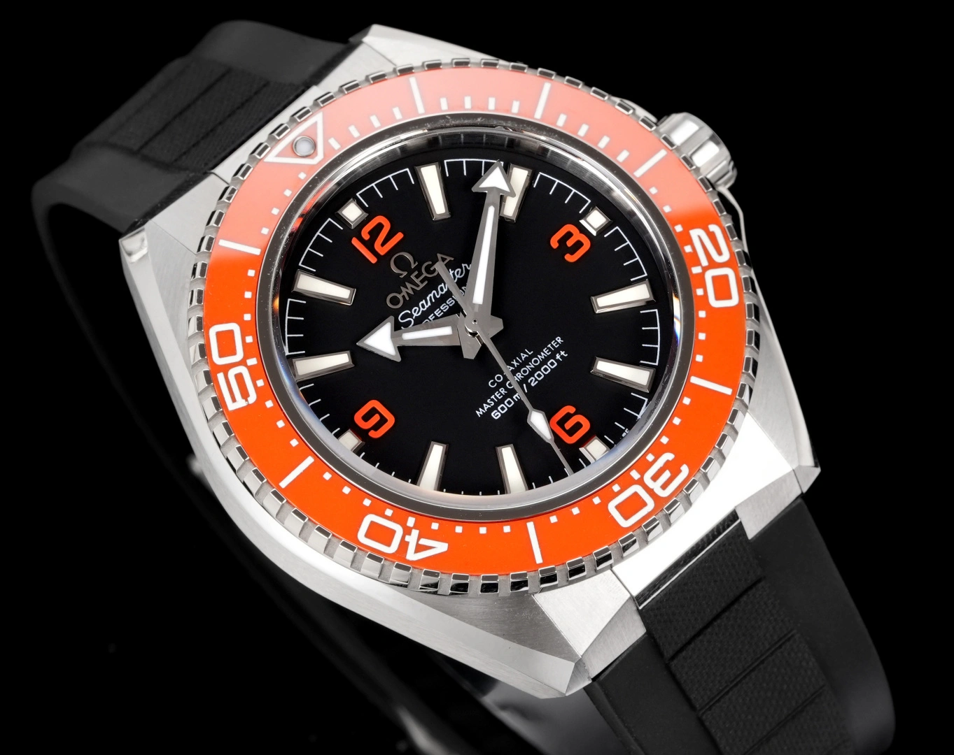 Versatile CBD Factory Omega Seamaster Planet Ocean 600M Black Dial”Orange Ceramic Bezel Black Structured Rubber Strap (217.32.42.21.01.003) 1:1 Super Clone – Dandong 8912 Movement 241